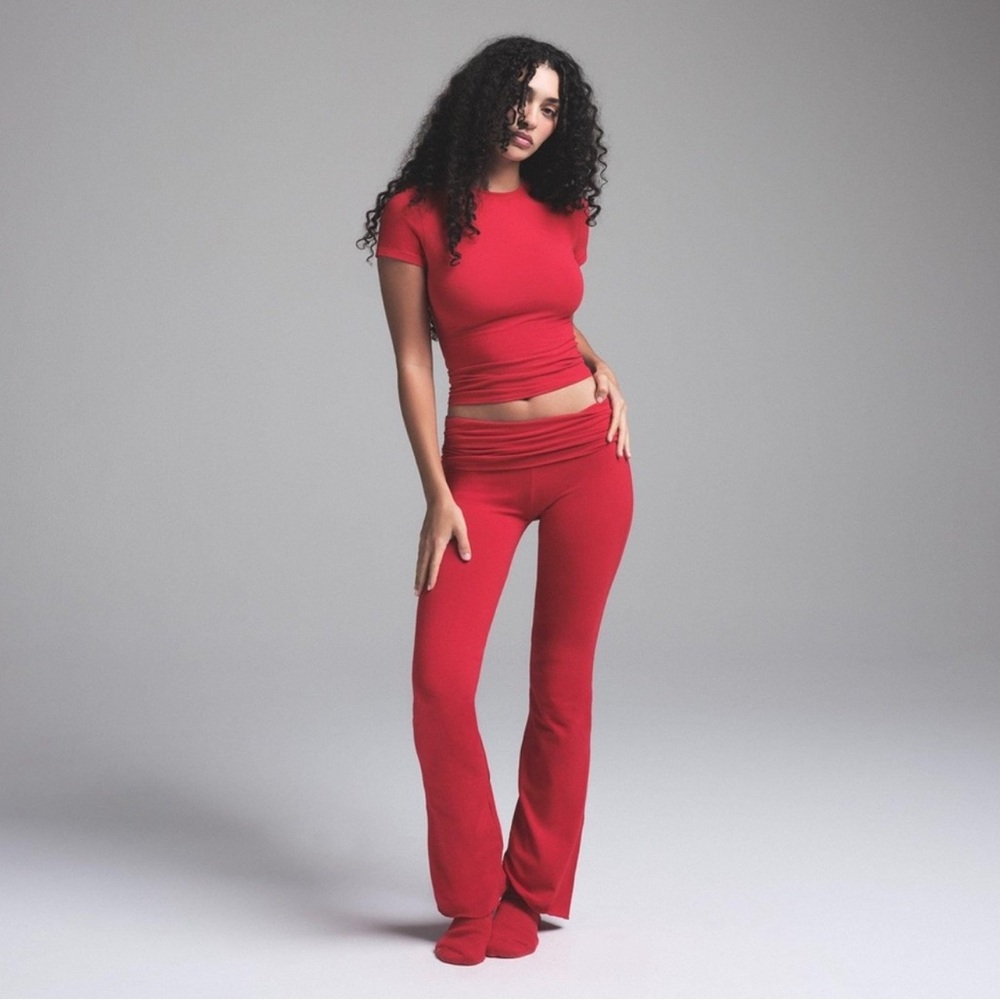 SKIMS Foldover Leggings/Pants - Cranberry - Small